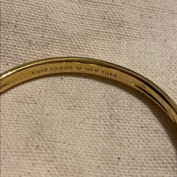 Kate Spade gold bracelet - Picture 5 of 7